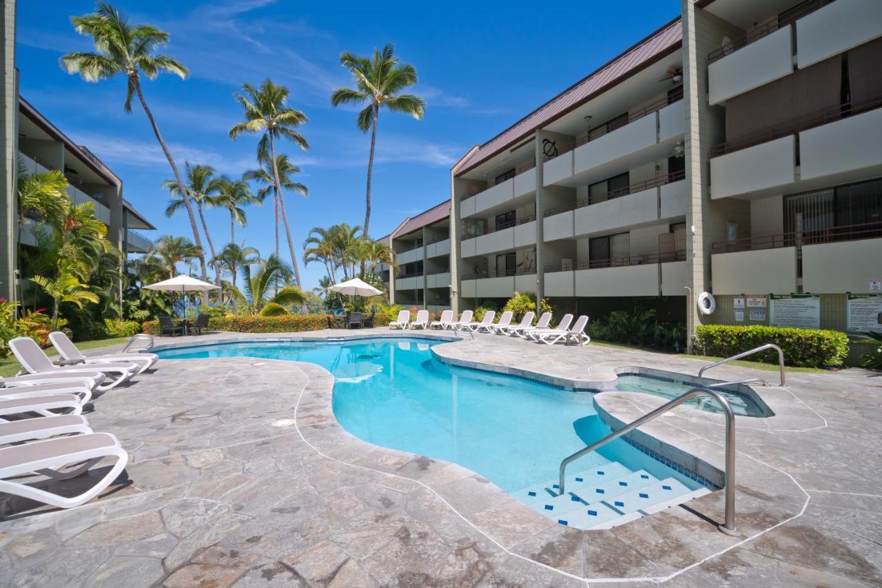 Family Getaway - Lava Room At Magic Sands Beach Kailua Kültér fotó